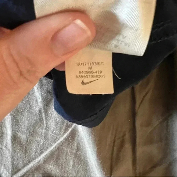 NIKE DRI-FIT TENNESSEE TITANS Navy Blue Short Sleeve Shirt NFL Football Size M - Picture 7 of 7